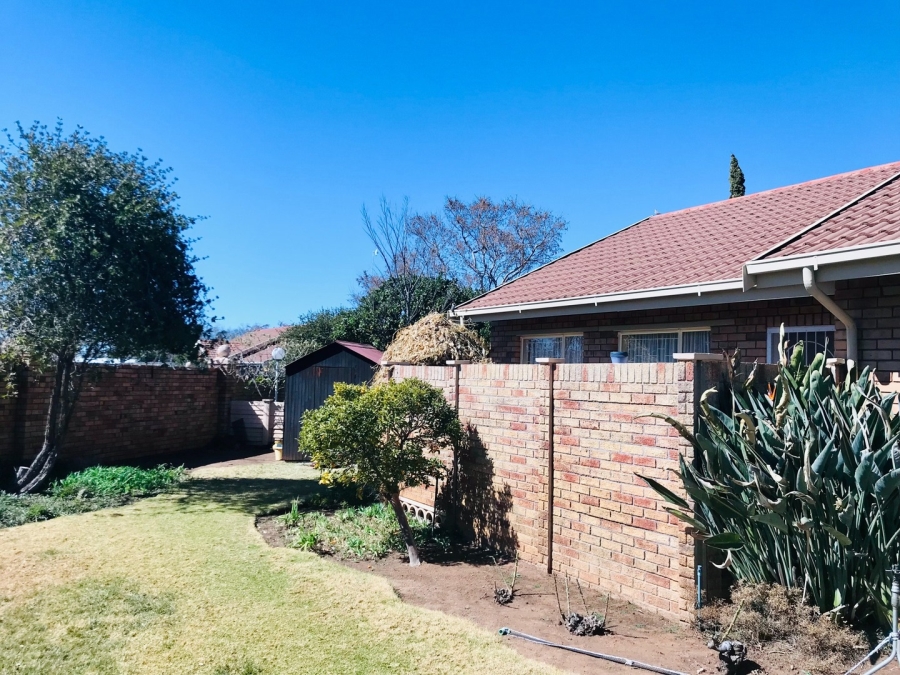 3 Bedroom Property for Sale in Fleurdal Free State